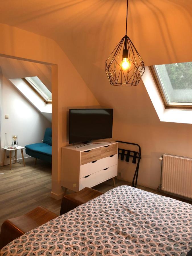 La Chambre De Lola Waterloo Bagian luar foto